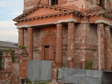 Успенский храм