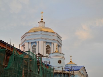 Успенский храм